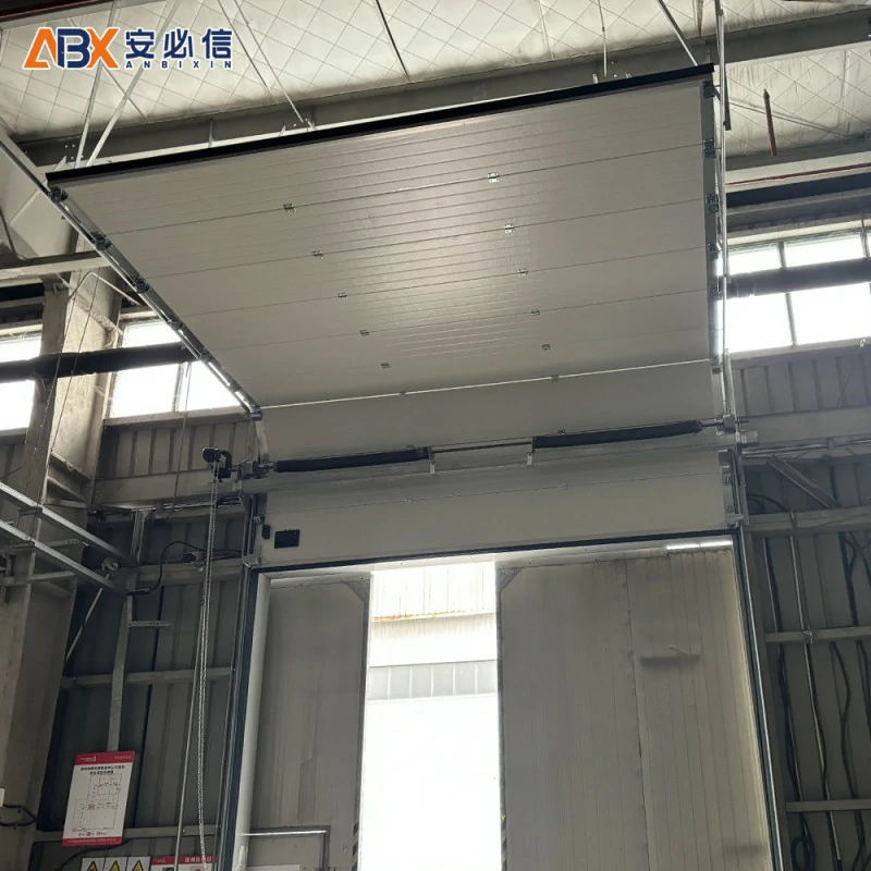 昭通市垂直滑升门